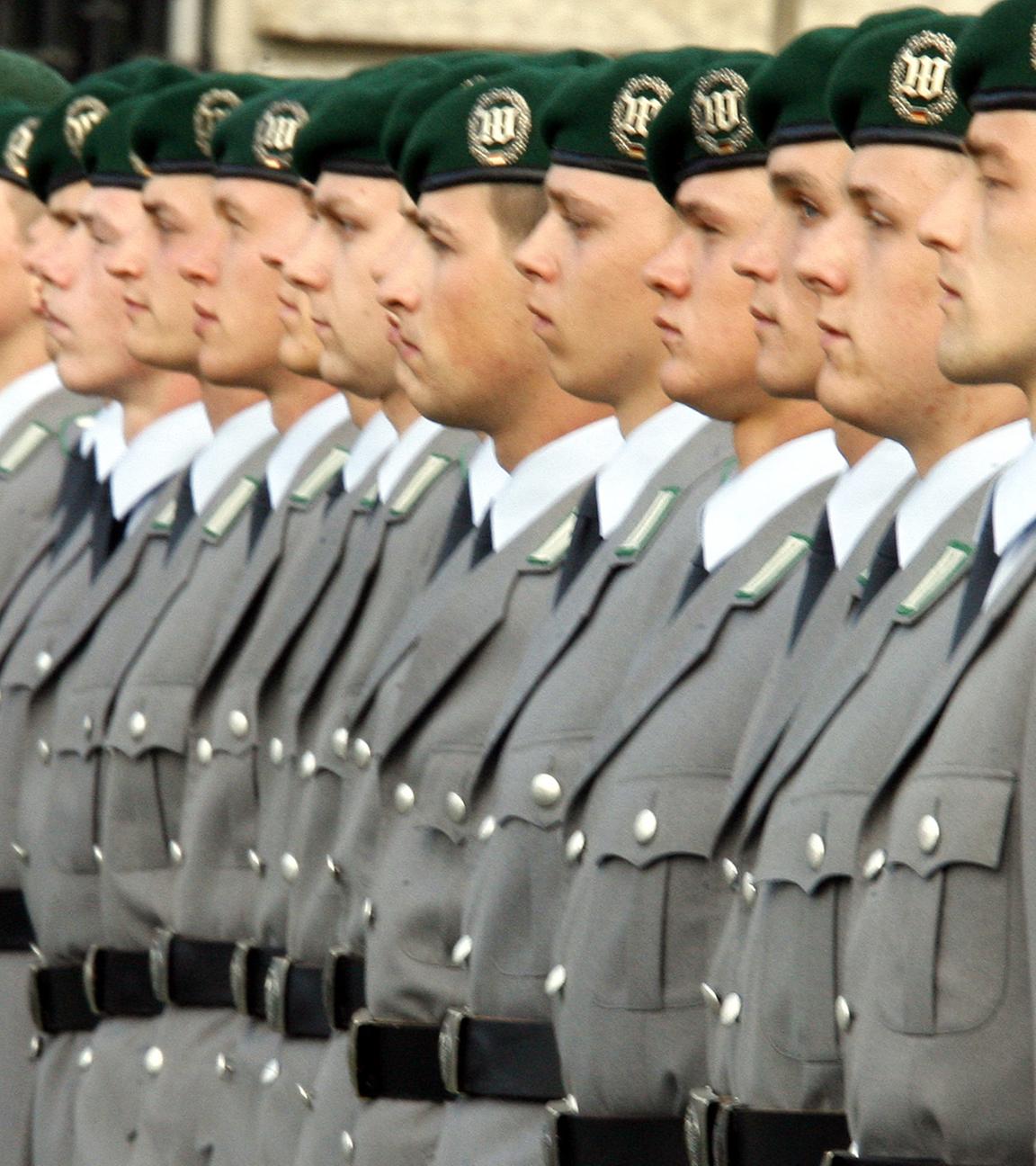 Archiv: Rekruten der Bundeswehr am 20.07.2009 in Berlin