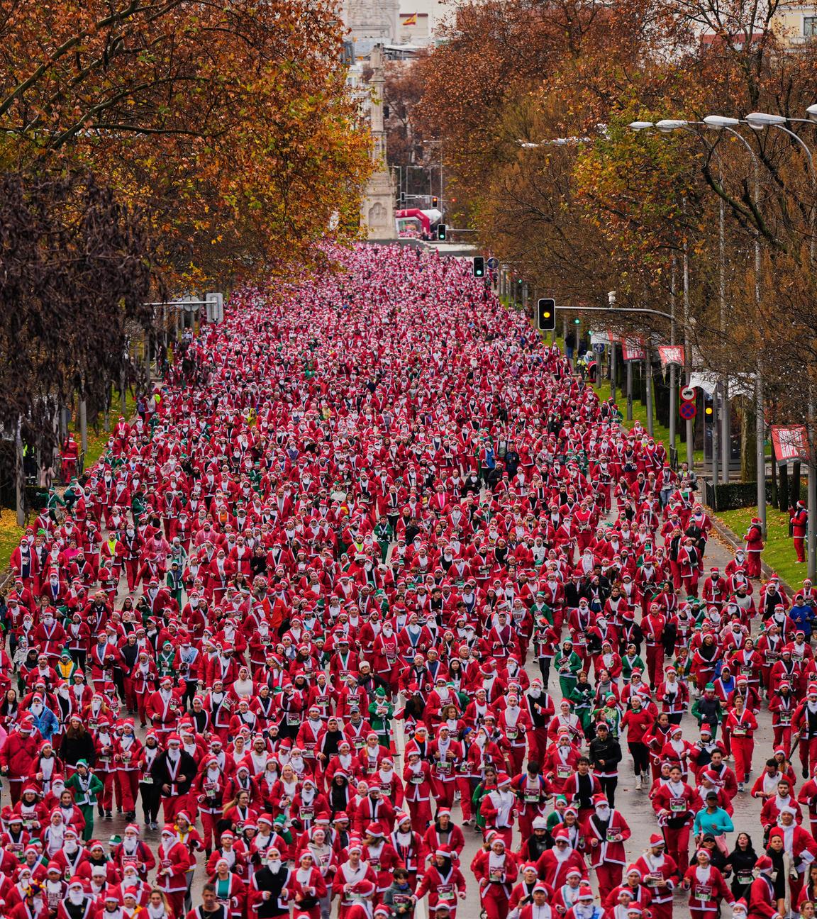 Weihnachtsmannrennen in Madrid