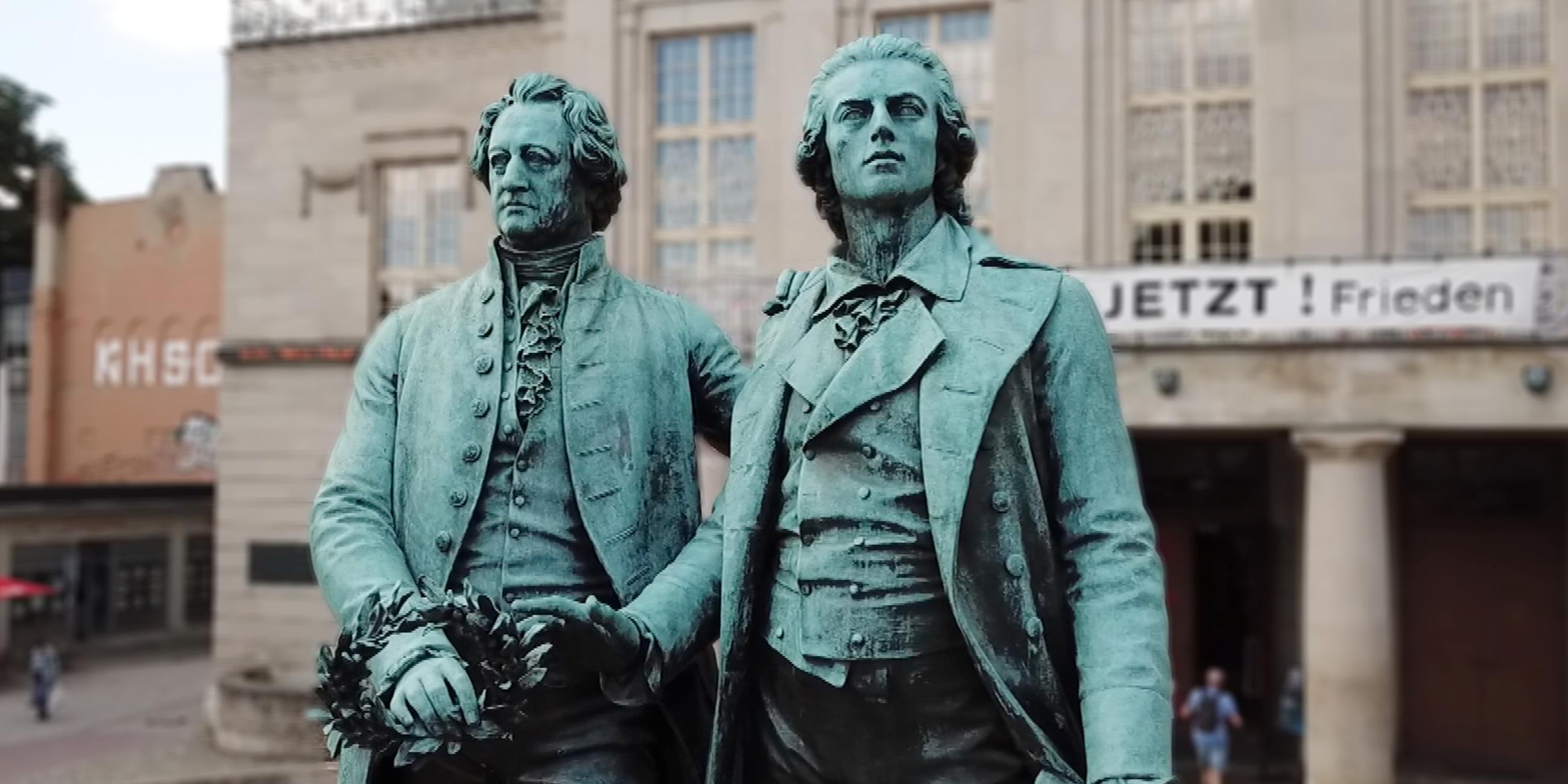 Nahaufnahme des Goethe-Schiller-Denkmals