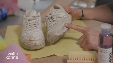 Weiße dreckigen Sneaker