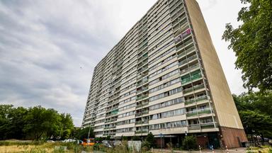 Ansicht eines Hochhaus an der Ottostraße in Duisburg.