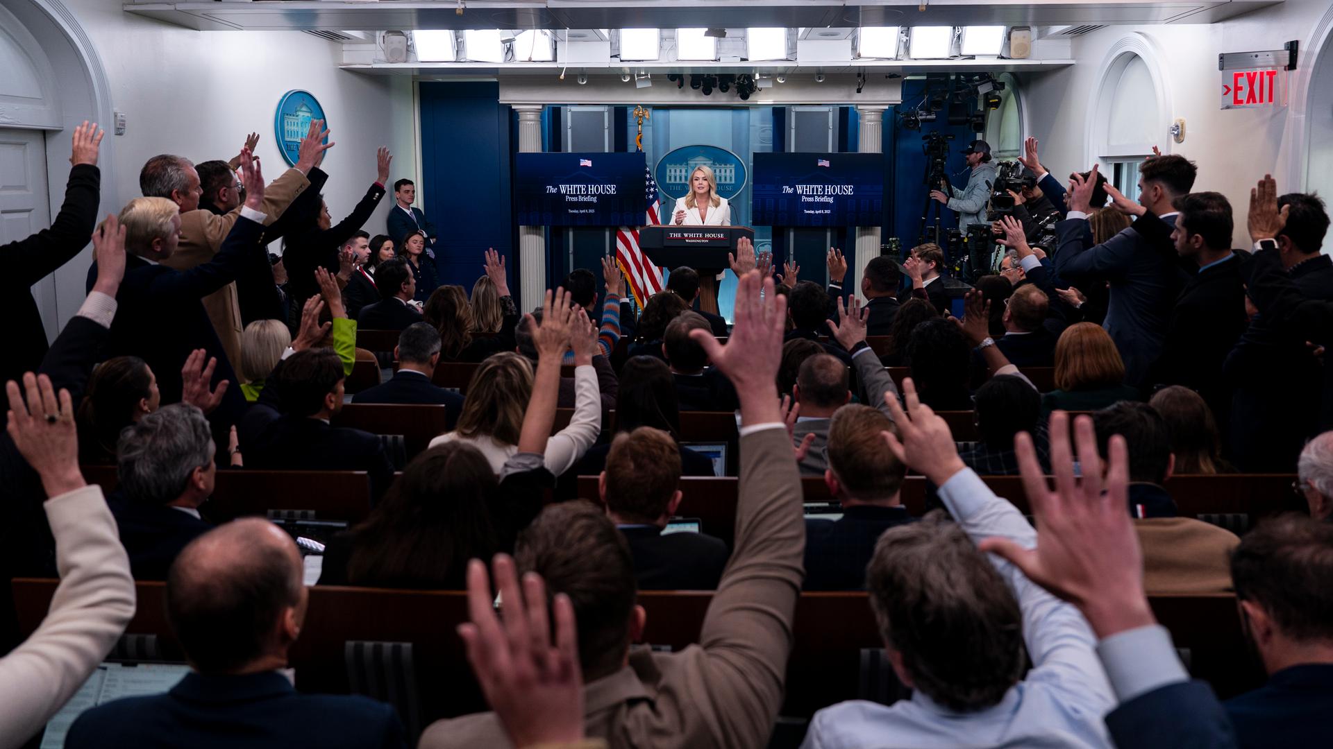 Eine Pressekonferenz im Weißen Haus.