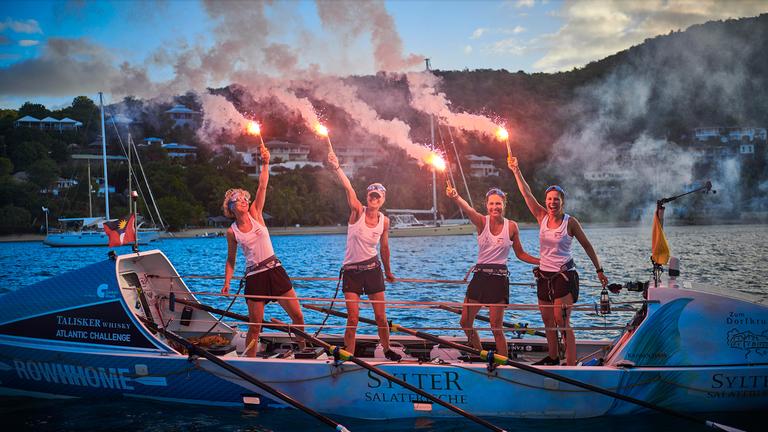 Zielankunft der Wellenbrecherinnen in Antigua.