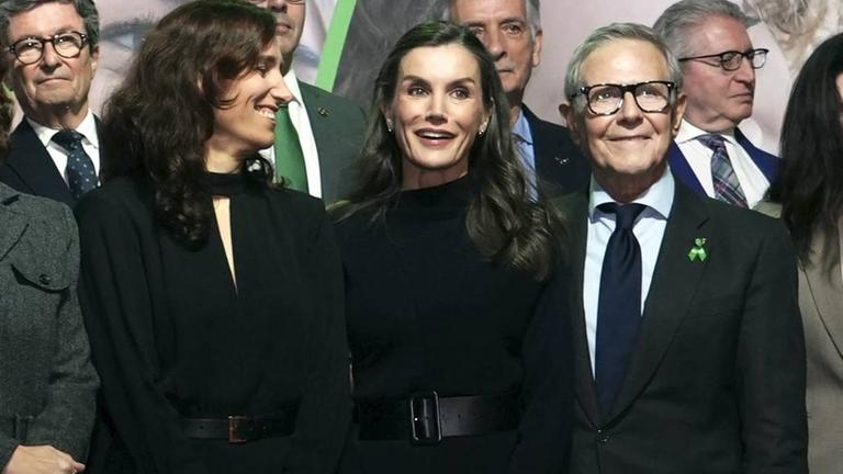 Die spanische Königin Letizia (m.) nimmt am Mittwoch, dem 4. Februar 2026, am Weltkrebstag in Madrid teil.