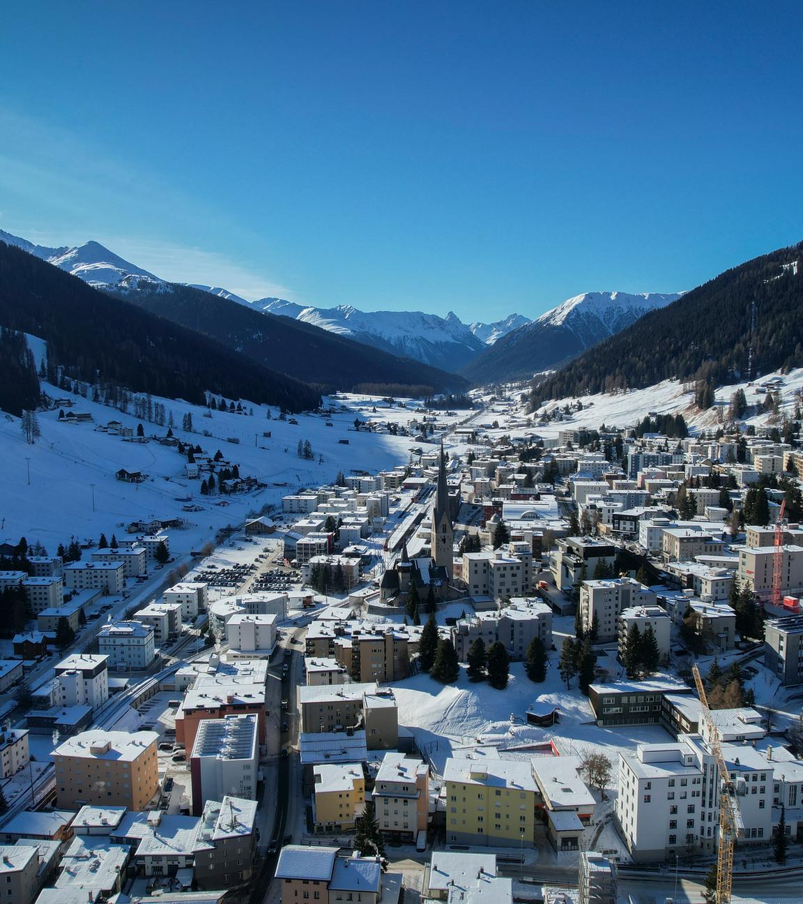 Im schweizer Ort Davos findet das Weltwirtschaftsforum statt. 