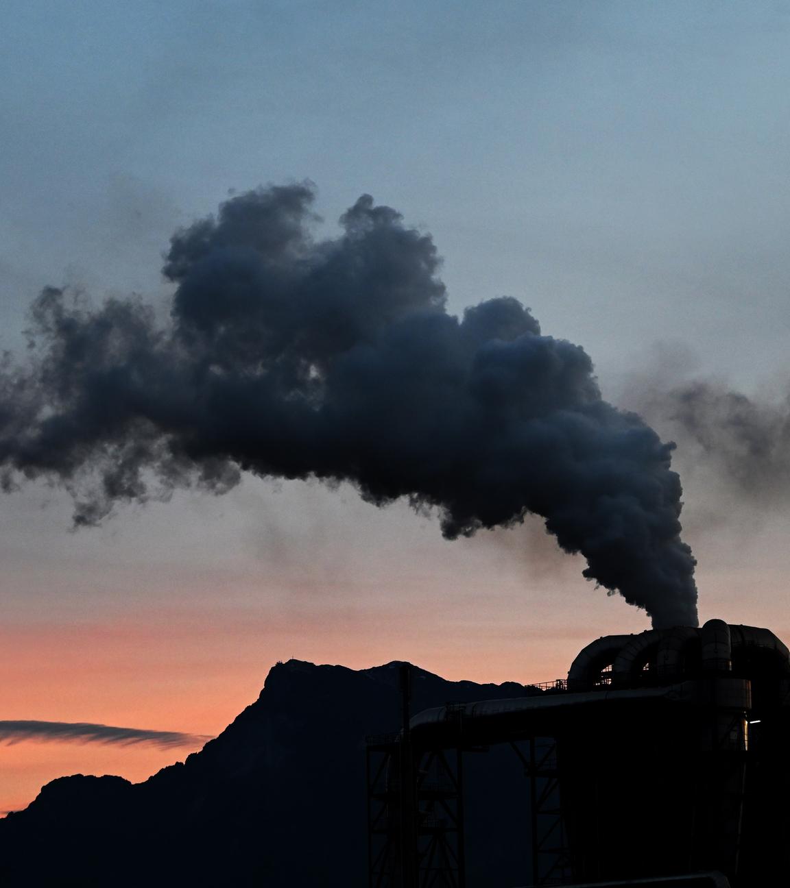 Ein Kraftwerk ist zu sehen.