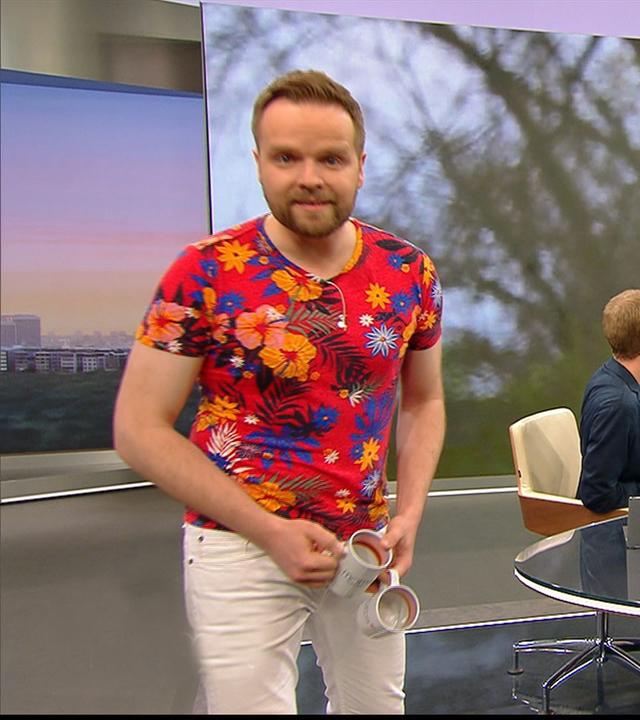 Benjamin Stöwe präsentiert das Wetter
