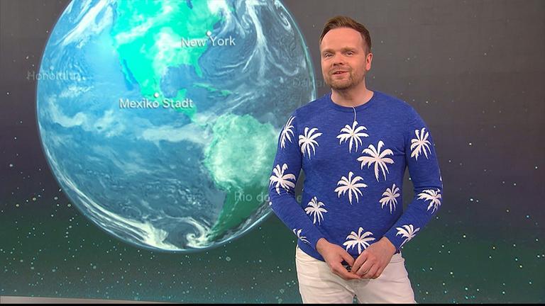 Benjamin Stöwe präsentiert das Wetter