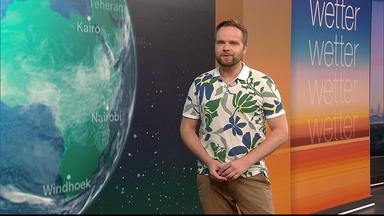 Benjamin Stöwe präsentiert das Wetter