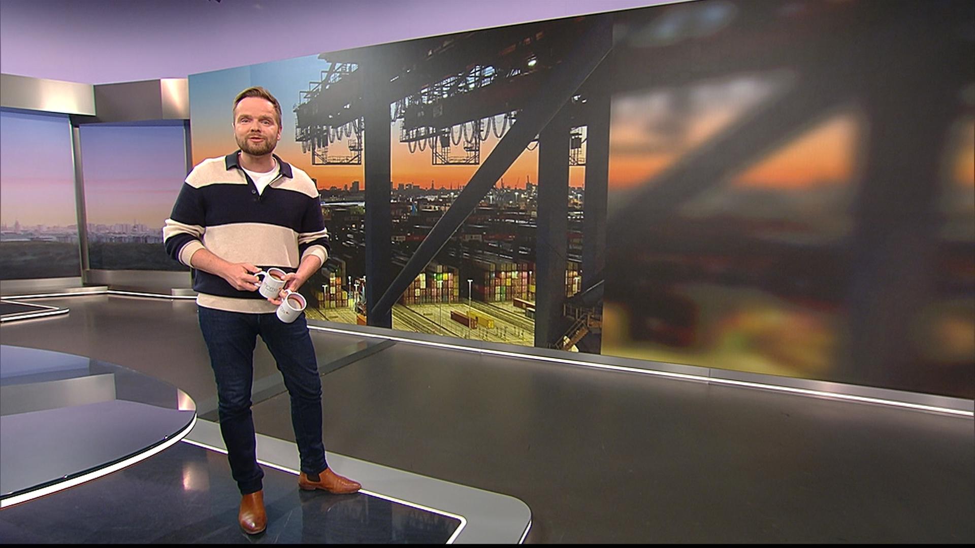 Benjamin Stöwe präsentiert das Wetter