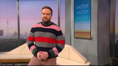 Benjamin Stöwe präsentiert das Wetter