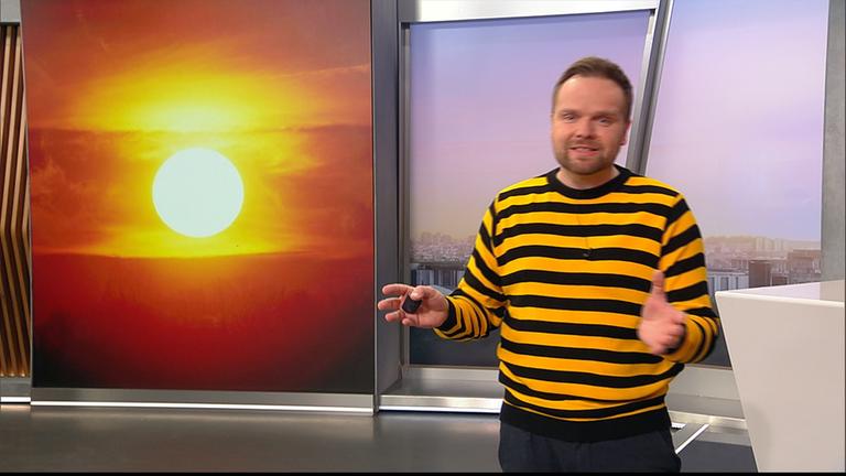 Benjamin Stöwe präsentiert das Wetter