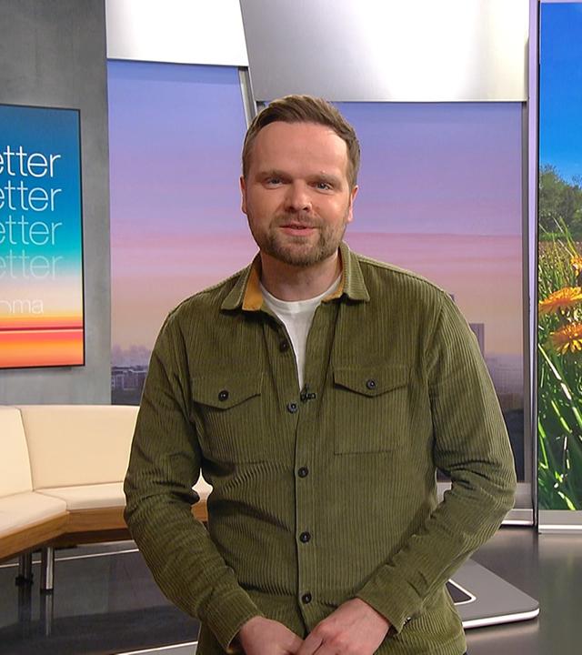 Benjamin Stöwe präsentiert das Wetter