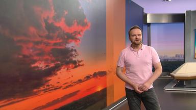 Benjamin Stöwe präsentiert das Wetter