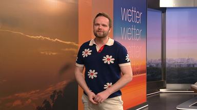 Benjamin Stöwe präsentiert das Wetter
