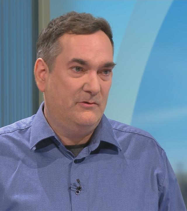 Christoph Zerhusen von der Verbraucherzentrale NRW im Gespräch bei "Volle Kanne".