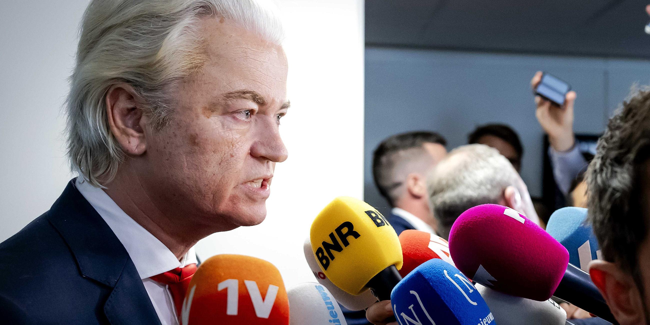 Geert Wilders der Partei PPV spricht nach einer Koalitionssitzung im Abgeordnetenhaus zur Presse. Aufgenommen am 03.05.2025.