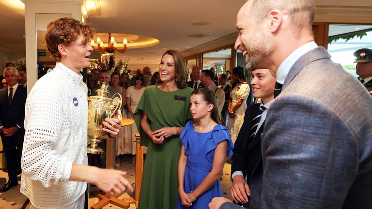 Die Royal Family um Prinz William und Kate gratulieren dem Wimbeldon-Sieger Jannik Sinner. 