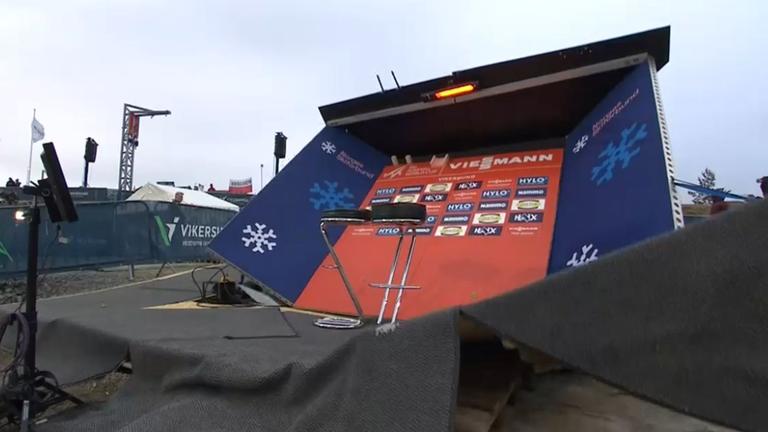 Umgewehtes Siegerpodest beim Skiflug-Weltcup in Vikersund