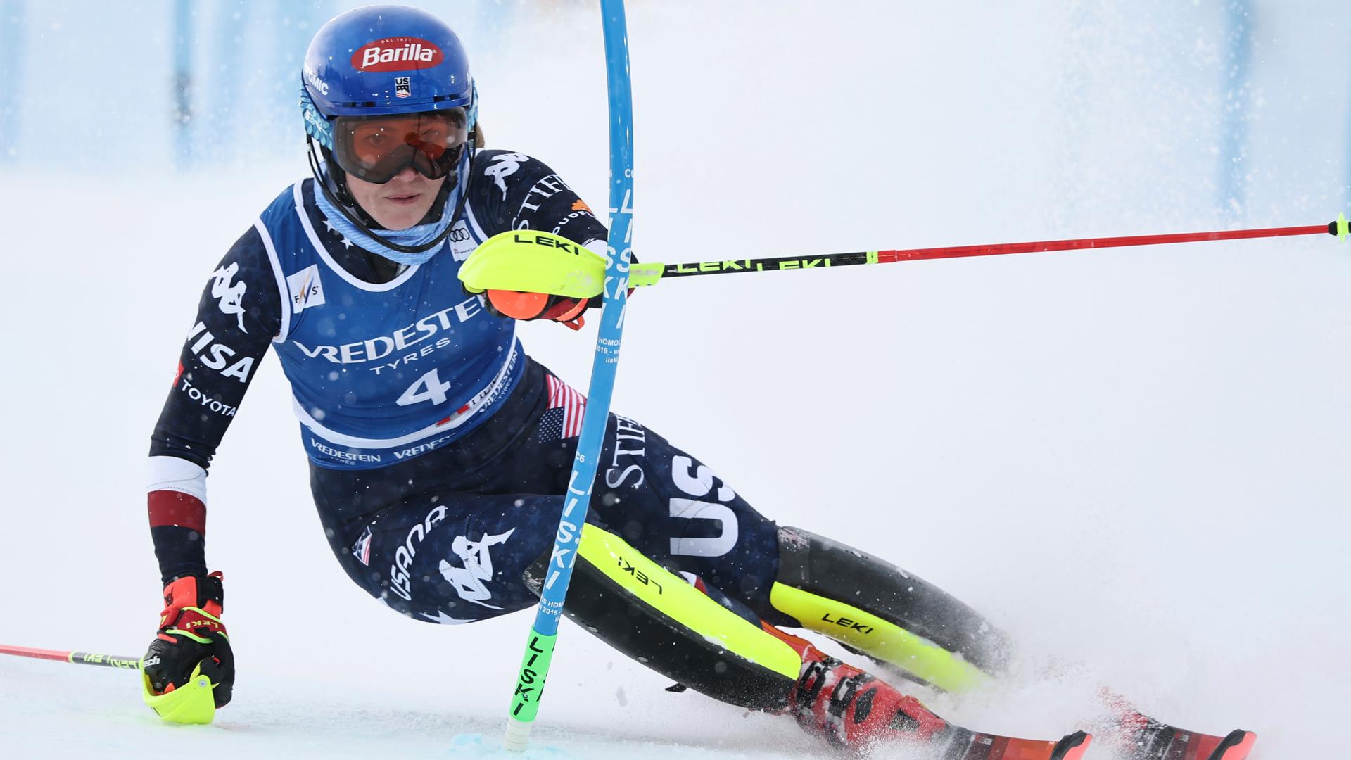 Mikaela Shiffrin aus den USA während ihrer Abfahrt beim Slalom-Weltcup.