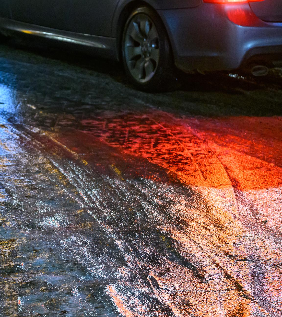 Glatte Straßen sorgen für Unfälle in Brandenburg, aufgenommen am 13.01.2026