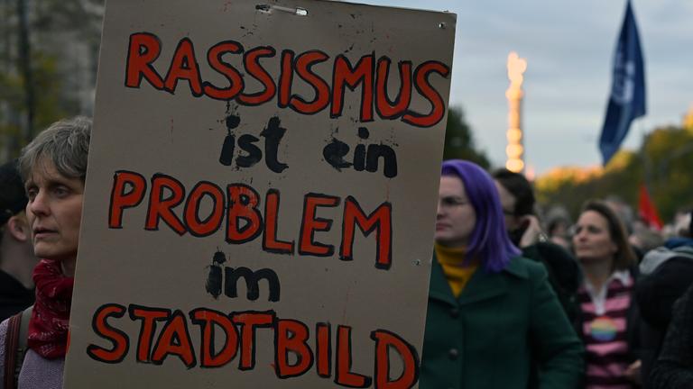 Demonstration - Wir sind die Töchter