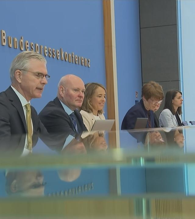 Streit um Bundestagsausschüsse  