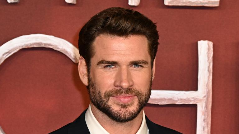 Premiere: Liam Hemsworth in "The Witcher"