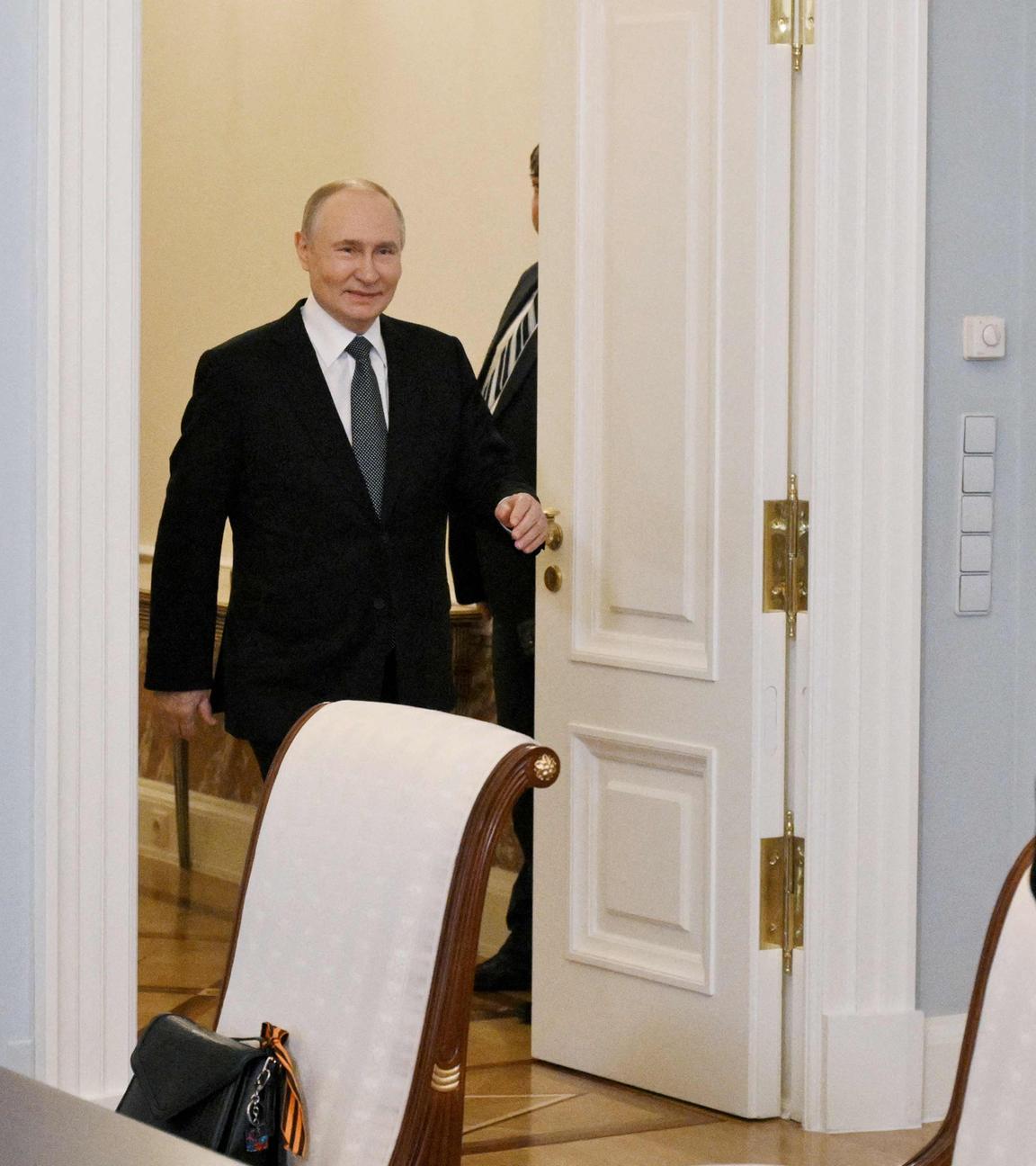 RUSSIA-POLITICS-ECONOMY