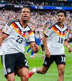 Felix Nmecha und Nathaniel Brown am 14.06.26