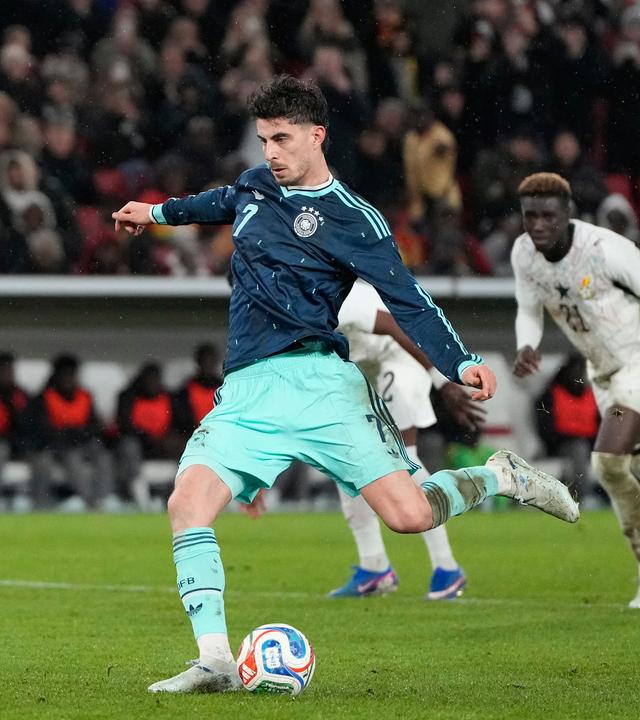 Kai Havertz im Abschluss beim Freundschaftsspiel Deutschland gegen Ghana. 