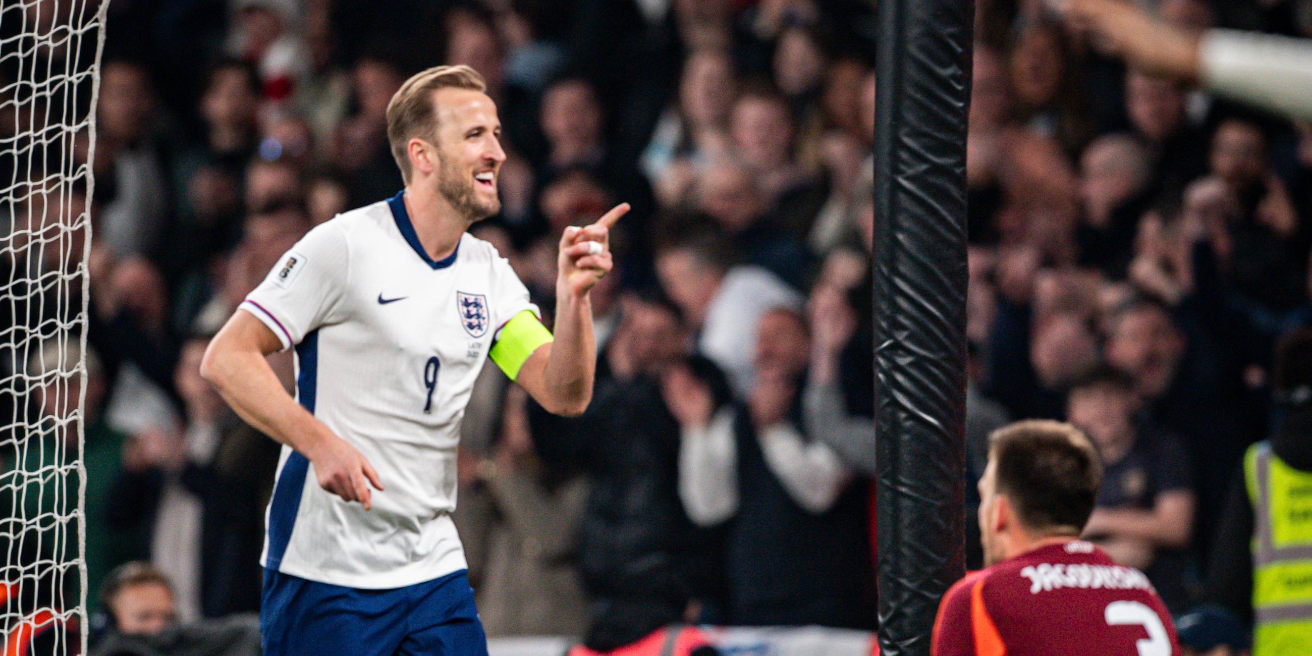 England, London, FIFA-WM-Qualifikation, England - Lettland: Harry Kane aus England feiert, nachdem er in der 68. Minute zum 2:0 getroffen hat