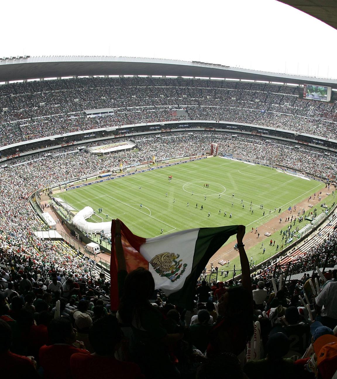 Das Aztekenstadion in Mexiko-Stadt bei einem Länderspiel von Mexiko.