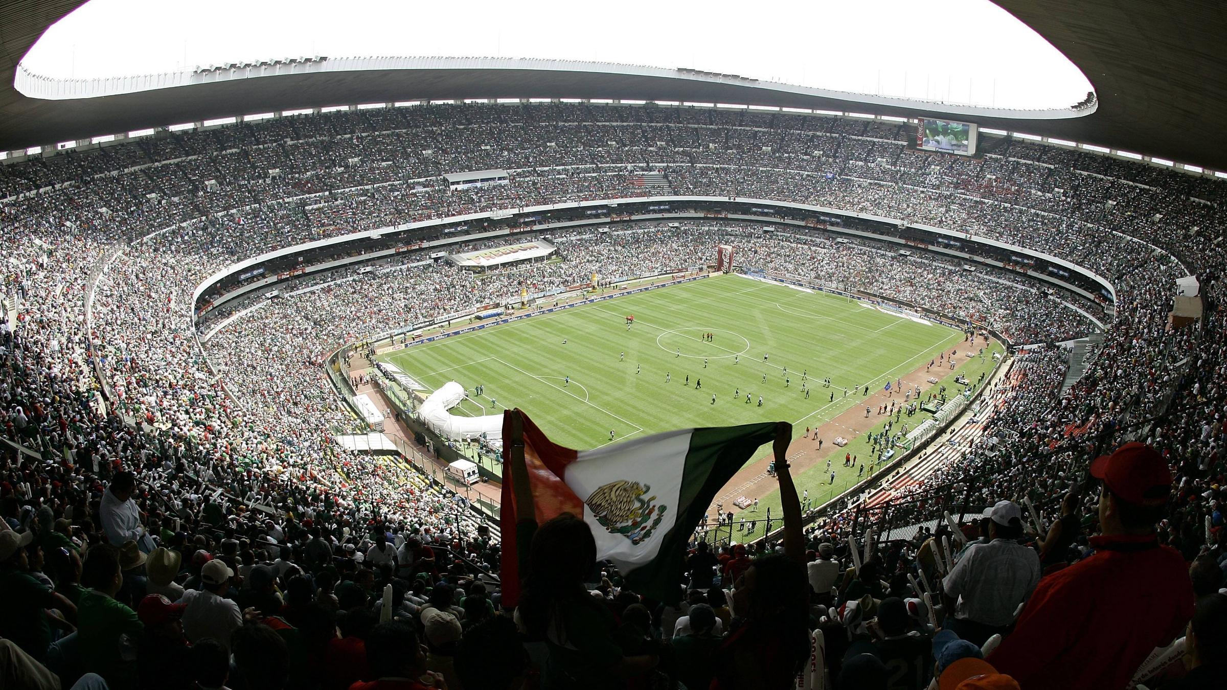 Das Aztekenstadion in Mexiko-Stadt bei einem Länderspiel von Mexiko.