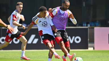 Jamal MUSIALA (GER), bei der WM Vorbereitung  der deutschen  Fussball Nationalmannschaft in Herzogenaurach
