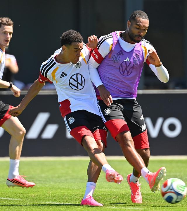 Jamal MUSIALA (GER), bei der WM Vorbereitung  der deutschen  Fussball Nationalmannschaft in Herzogenaurach