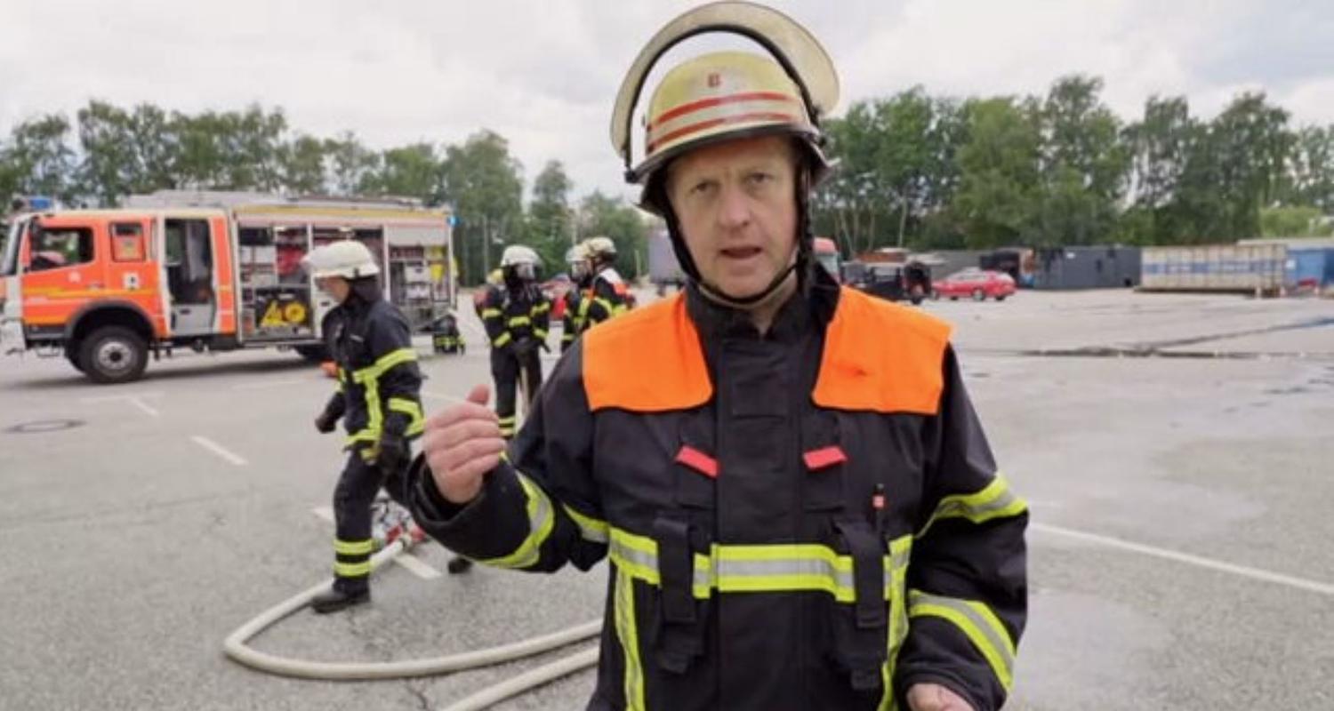 Wohnungsbrand in Niedersachsen: Nachbarn retten Familie 