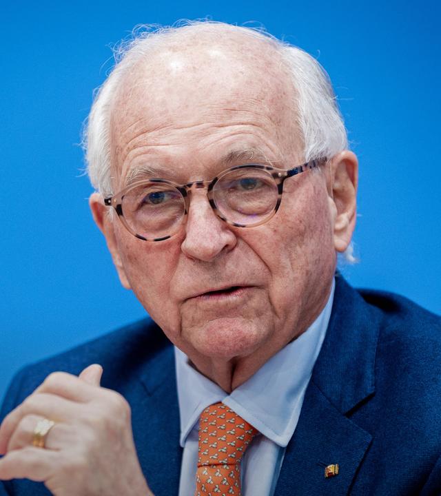 Wolfgang Ischinger, Vorsitzender der Münchner Sicherheitskonferenz (MSC), aufgenommen auf einer Bundespressekonferenz zur bevorstehenden Münchner Sicherheitskonferenz und zum Munich Security Report 2026 am 09.02.2026 in Berlin.
