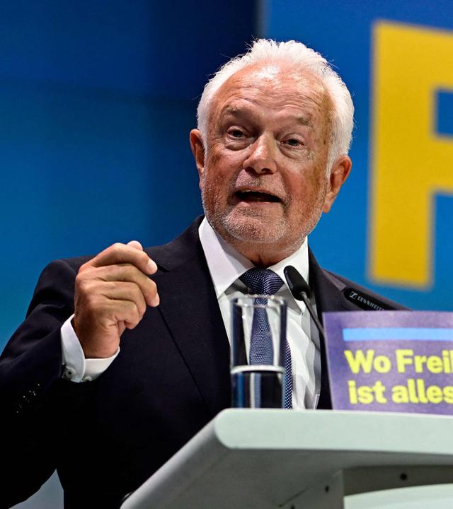 Der designierte neue Vorsitzende der FDP, Wolfgang Kubicki, hält am 30. Mai 2026 während einer Parteiveranstaltung in Berlin eine Rede.