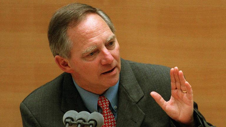 Archiv; Wolfgang Schäuble 1998 im Bundestag