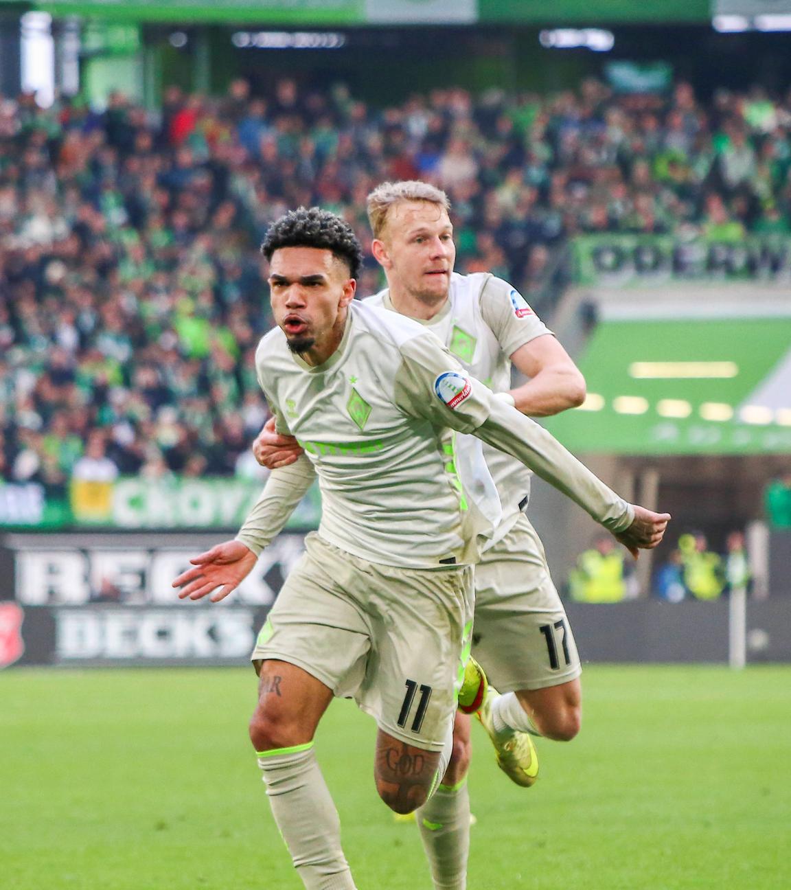 Justin Njinmah (SV Werder Bremen, 11) jubelt. 