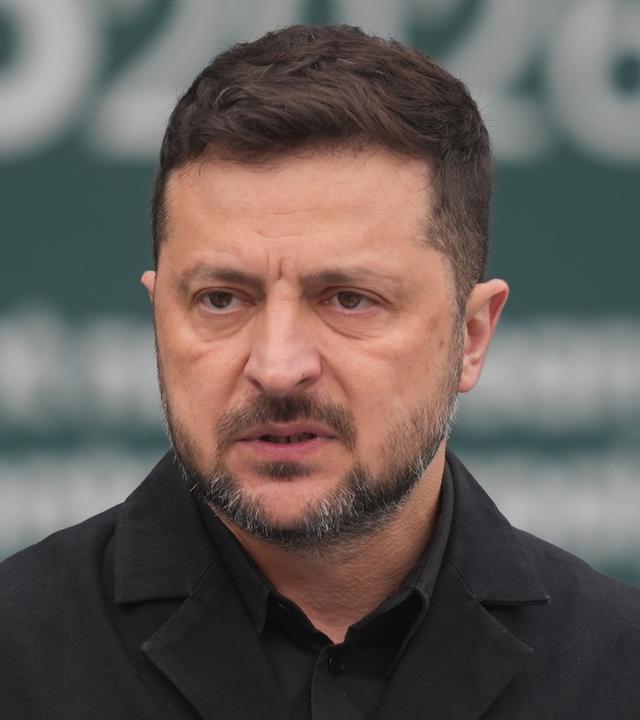 Der ukrainische Präsident Wolodymyr Selenskyj spricht im Dublin Castle während der Eröffnungsfeier der irischen EU-Ratspräsidentschaft am 01.07.2026.