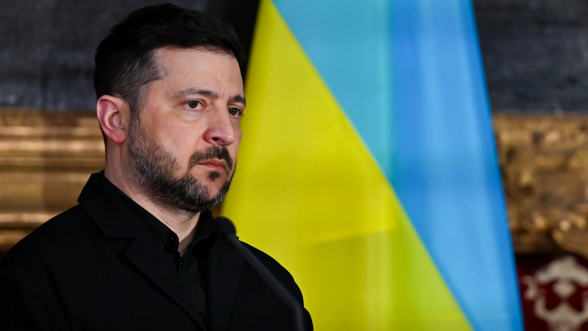 Der ukrainische Präsident Wolodymyr Selenskyj in München vor der Verleihung des Ewald-von-Kleist-Preis