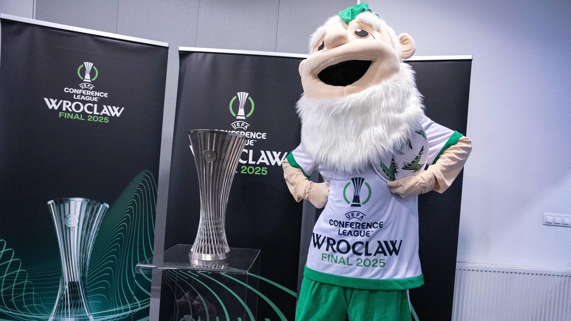 UEFA Conference League, Pokal, Maskottchen