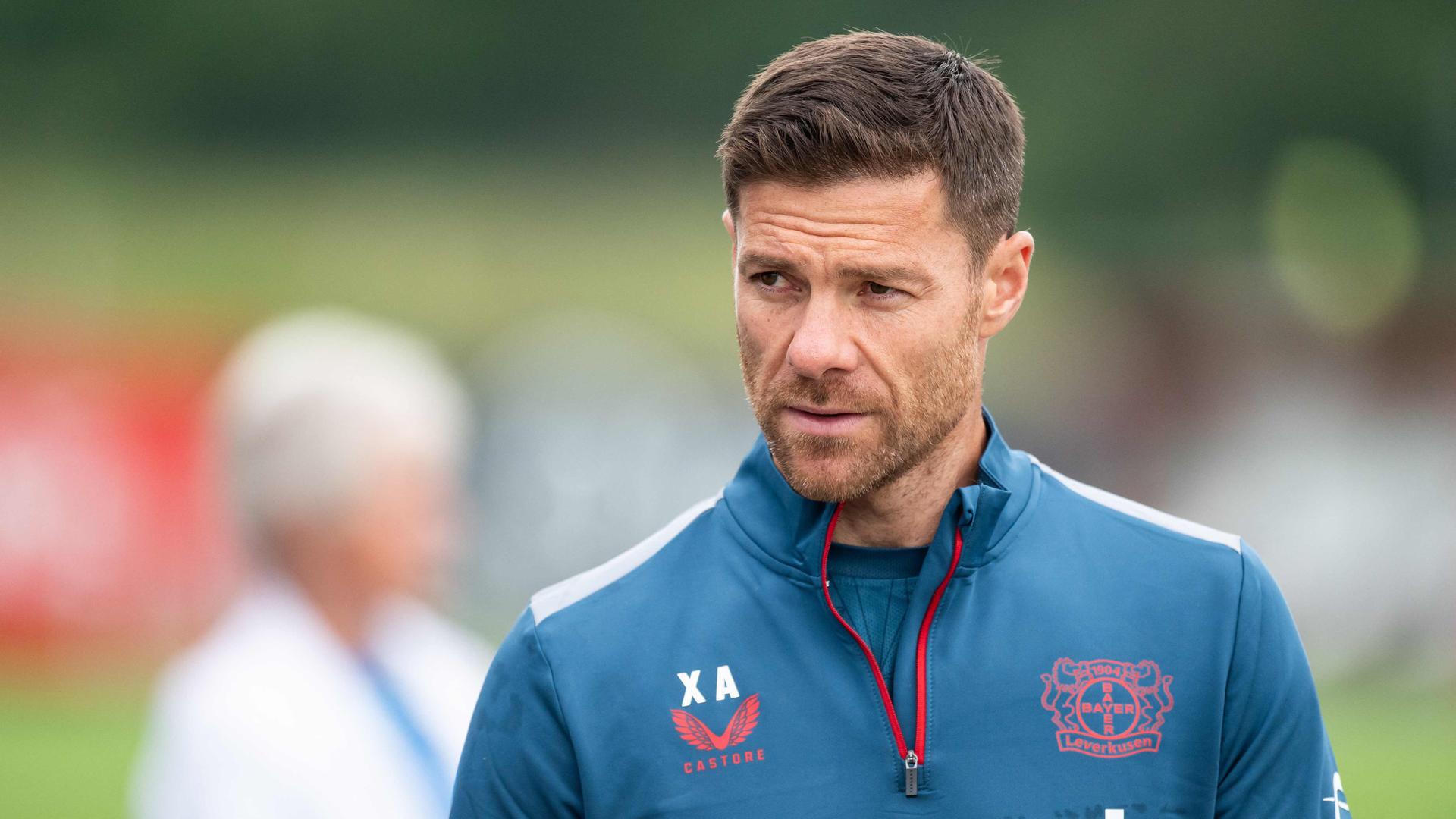 Leverkusen-Coach Xabi Alonso auf dem Trainingsplatz