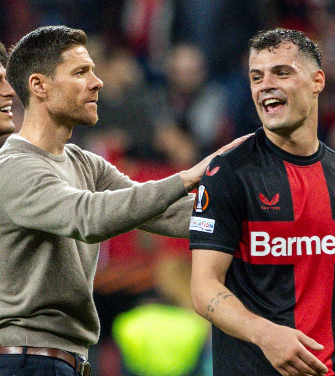 Xabi Alonso und Granit Xhaka.