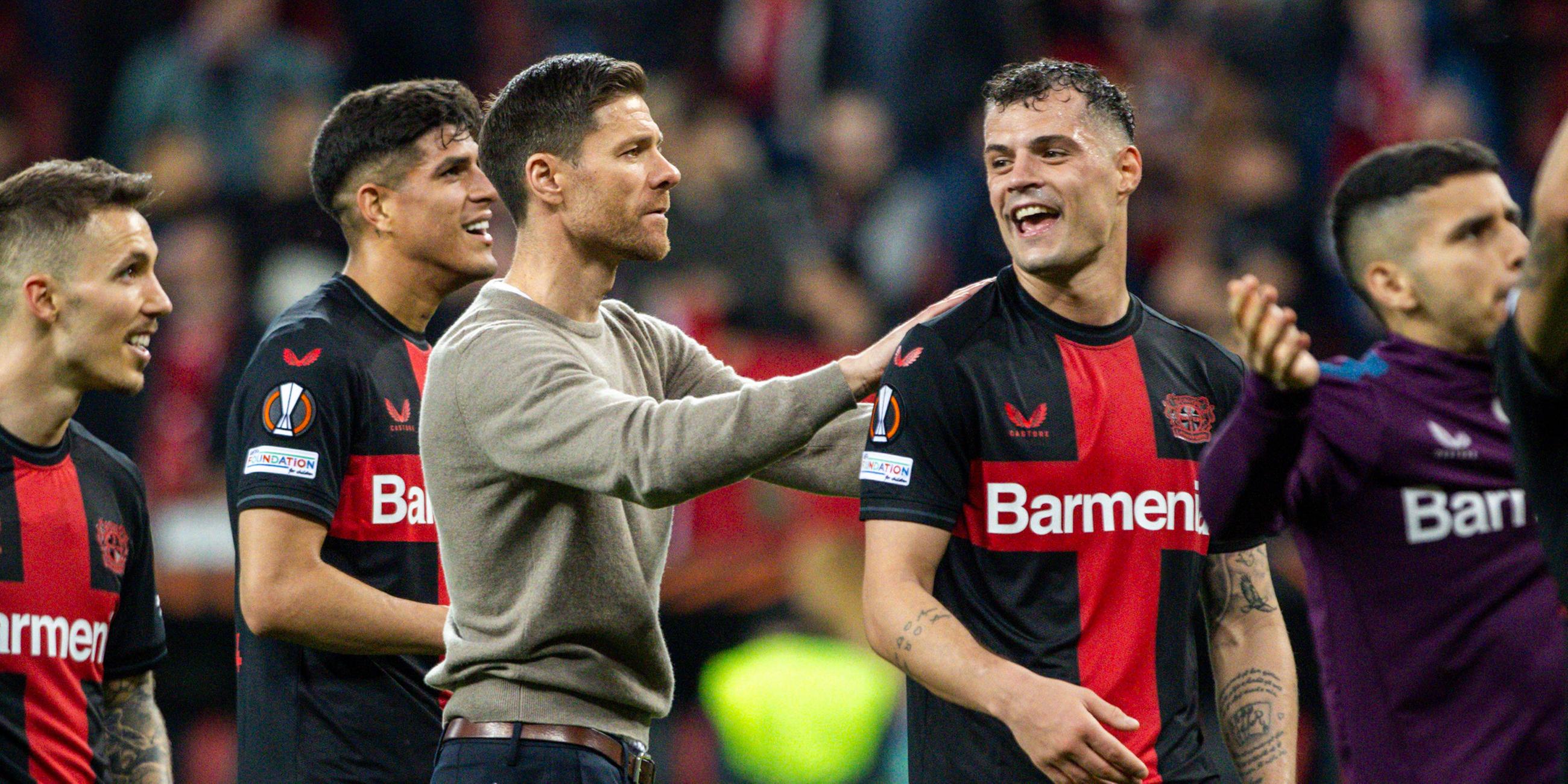 Xabi Alonso und Granit Xhaka.