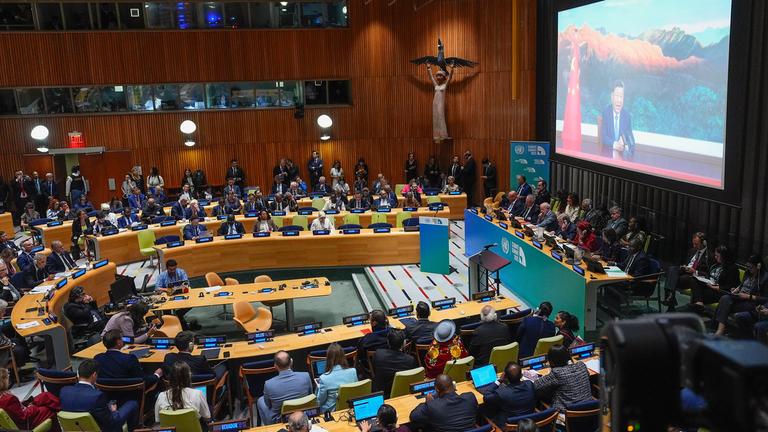 Der chinesische Präsident Xi Jinping hält eine virtuelle Rede auf einem Klimagipfel im UN-Hauptquartier.