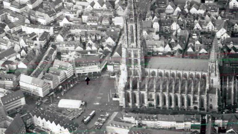 Ein Luftbild vom Ulmer Münster aus der Zeit des Mordes