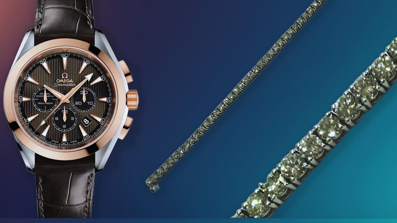 Die Beute aus dem Überfall in Magdeburg: Omega Seamaster Aqua Terra Armbanduhr (links), Armband
